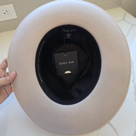 Gigi Pip Monroe Rancher - Picture 5 of 8